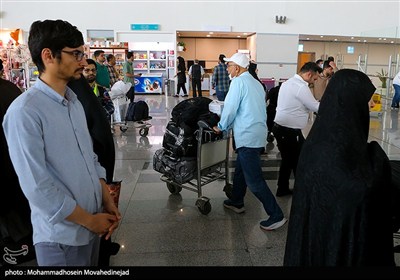ورود اولین پرواز بازگشت حجاج به فرودگاه امام خمینی (ره)