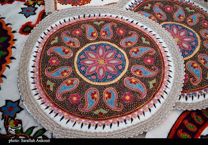 کتاب «مستندنگاری صنایع‌دستی استان سمنان» رونمایی شد