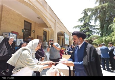 جشنواره طعم امید با حضور معلولان قزوین برگزار شد