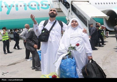 ورود نخستین گروه حجاج ایرانی به فرودگاه مشهد‌