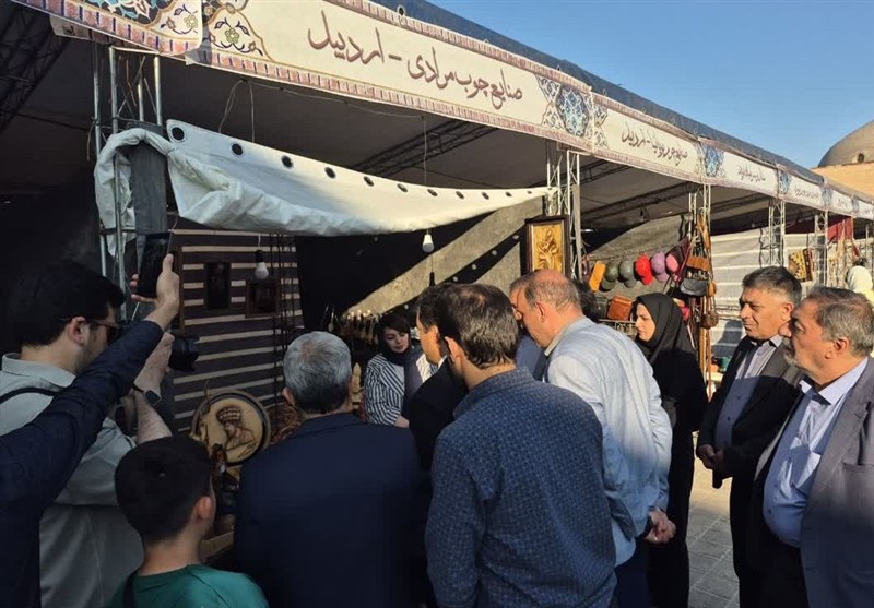 حمایت از صنایع دستی رونق اشتغال را به دنبال دارد حمایت از صنایع دستی رونق اشتغال را به دنبال دارد