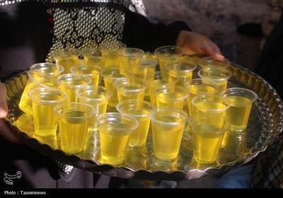تکریم مادر شهید ربانی در آیین غدیری بانوان ینگه‌قلعه