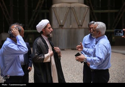 بازدید نماینده ولی‌فقیه در استان از نیروگاه شهید رجایی