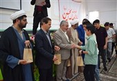 جشن ستارگان افتخار در بهاباد برگزار شد
