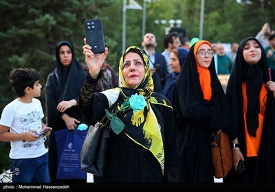 رفع أکبر رایة علویة فی طهران