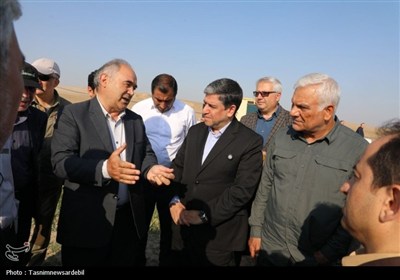استاندار اردبیل از کشت و صنعت مغان و بزرگ‌ترین باغ غرب آسیا در ماکو بازدید کرد