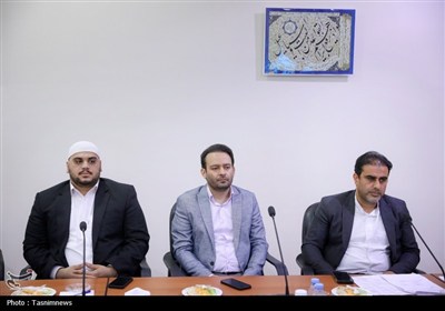 دیدار اعضای کاروان قرآنی نور با نماینده ولی‌فقیه در امور حج و زیارت
