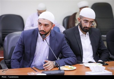 دیدار اعضای کاروان قرآنی نور با نماینده ولی‌فقیه در امور حج و زیارت