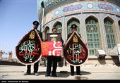 اهتزار پرچم یا لثارات الحسین (ع) بر فراز گنبد مسجد جمکران