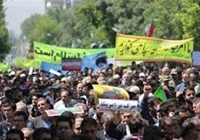 اردبيل،رژيم،سر،نداي،تجمع،نماز،مسلح،جمعه