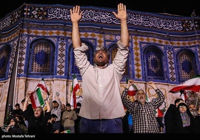 شادی مردم تهران پس از عملیات وعده صادق 3