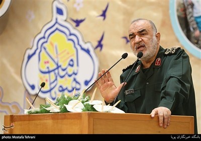 شهید سردار سرلشکر پاسدار حسین سلامی