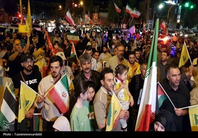 شادی مردم اردبیل پس از حملات موشکی به رژیم صهیونیستی