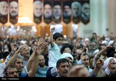 مقاومت،مراسم،انتقام،حرم،جنگ،ايران،قم،مطهر،شعارهاي،موشك،انقلا ...