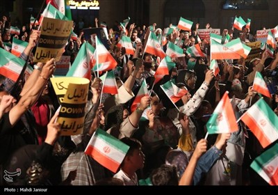 اجتماع خودجوش مردم اصفهان در پشتیبانی انتقام