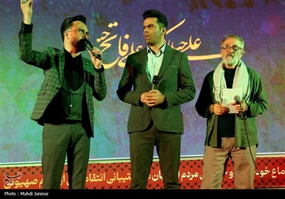 اجتماع خودجوش مردم اصفهان در پشتیبانی انتقام