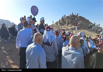 زیارت بقیع و دعای حجاج اردبیلی برای رزمندگان اسلام