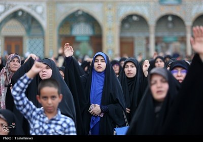اجتماع غدیریان منتقم در حرم بانوی کرامت