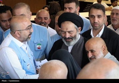 دیدار صمیمی سرپرست حجاج ایرانی با زائران کشورمان در مکه مکرمه