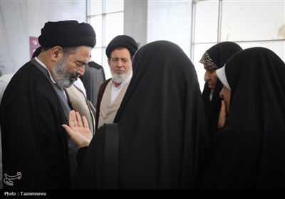 دیدار صمیمی سرپرست حجاج ایرانی با زائران کشورمان در مکه مکرمه