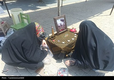استقبال مردم اردبیل از راهپیمایی غدیر با شعار ایران؛ ذوالفقار علی(ع)
