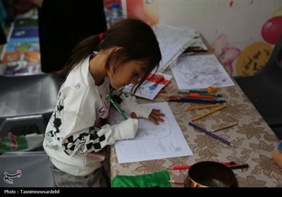 استقبال مردم اردبیل از راهپیمایی غدیر با شعار ایران؛ ذوالفقار علی(ع)
