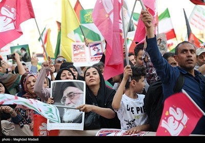 مسیرة &#171;إیران، ذو الفقار علی (ع)&#187; فی طهران