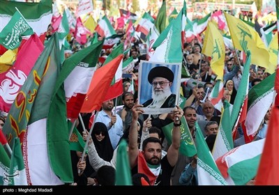 مسیرة &#171;إیران، ذو الفقار علی (ع)&#187; فی طهران