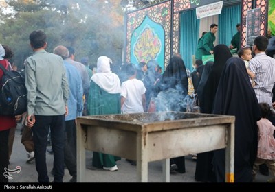 مهمانی کیلومتری غدیر در کرمان