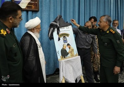 همایش &#171;هر سرباز نائب یک شهید&#187; در یزد