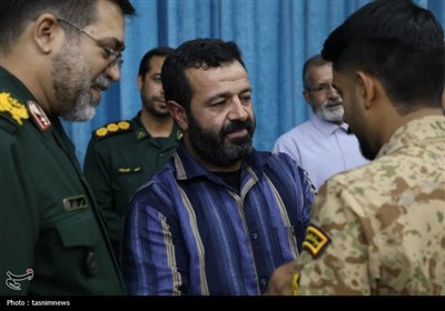 همایش &#171;هر سرباز نائب یک شهید&#187; در یزد
