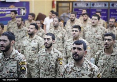 همایش &#171;هر سرباز نائب یک شهید&#187; در یزد