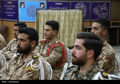 همایش &#171;هر سرباز نائب یک شهید&#187; در یزد