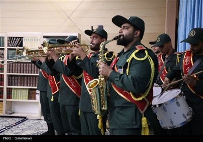 همایش &#171;هر سرباز نائب یک شهید&#187; در یزد
