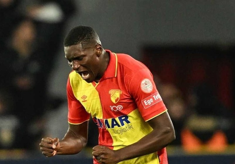 Brazilian Defender Heliton on Persepolis&apos; Radar