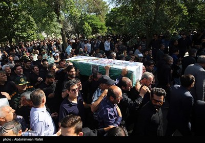 مراسم تشییع پیکر 6 شهید حمله رژیم صهیونیستی به اسدآباد -همدان