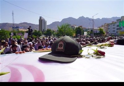 وداع باشکوه مردم لرستان با شهید ابوذر مرادیفرد