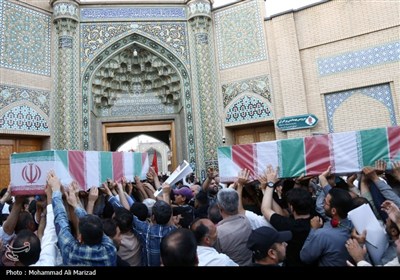 تشییع پیکر مطهر شهدای حمله رژیم صهیونیستی در قم