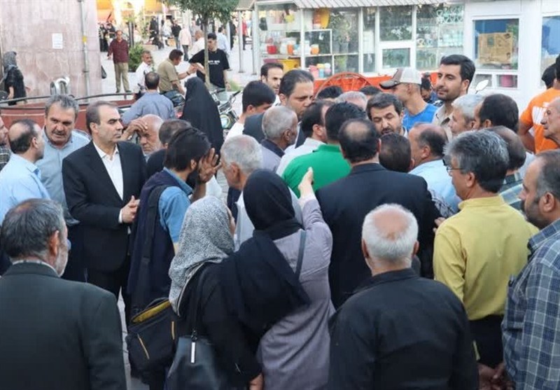 گفت‌وگوی بی‌واسطه استاندار همدان با شهروندان و کسبه
