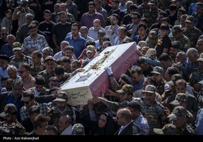 تشییع پیکر شهید سید مهدی موسوی در خرم‌آباد