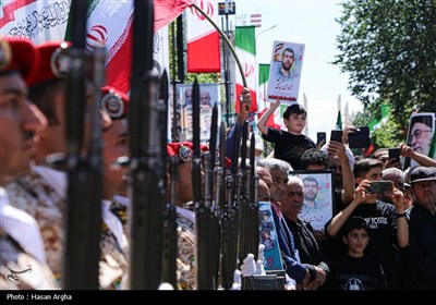 تشییع پیکر شهدای حملات رژیم صهیونیستی به زنجان