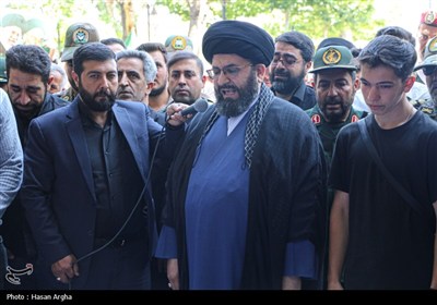 تشییع پیکر شهدای حملات رژیم صهیونیستی به زنجان