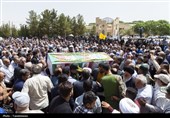 تشییع پیکر مطهر شهید مطلبیزاده در یزد + تصاویر