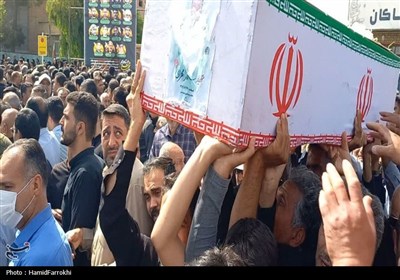 تشییع باشکوه شهید سید مهدی موسویفرد در خرمآباد
