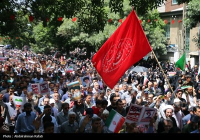تشییع پیکر شهید حمله رژیم صهیونیستی در راهپیمائی جمعه های خشم و نصر - همدان