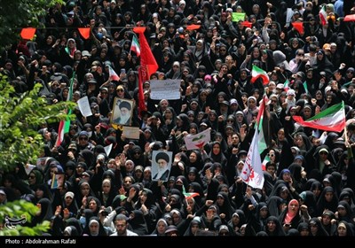 تشییع پیکر شهید حمله رژیم صهیونیستی در راهپیمائی جمعه های خشم و نصر - همدان