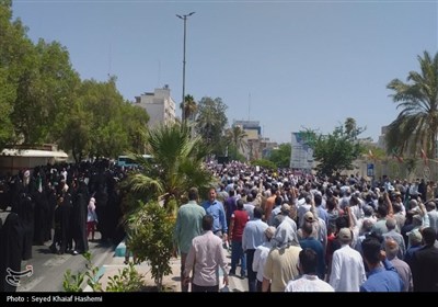 حضور پرشور مردم بوشهر در راهپیمایی جمعه خشم و نصر 