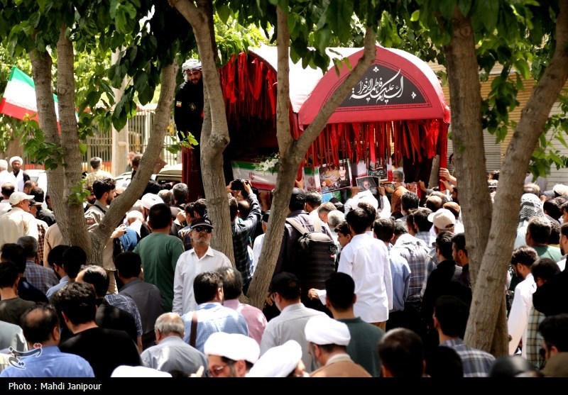 خروش مردم اصفهان در محکومیت رژیم صیونیستی در جمعه خشم+تصاویر