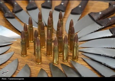 کشف 500 قبضه سلاح سرد و گرم توسط بسیج قزوین