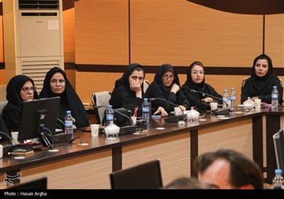 نشست خبری فرماندار زنجان با اصحاب رسانه